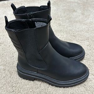 A New Day‎ Lug Sole Moto Style Boots in Black Size 6.5 EUC
